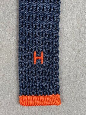 Hermès Paris Navy Knit Silk Tie Orange H Logo 100% Silk Italy 2.5" Luxury